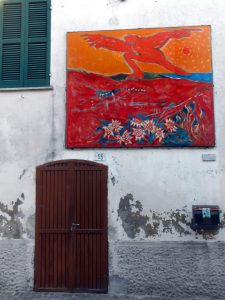 Un quadro sul muro a Casoli di Atri
