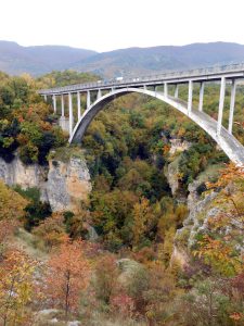 IL ponte di Salle